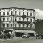 Pierwszy budynek szkoły na ul. Krupniczej zdj. ok. 1950